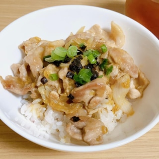 甘辛豚丼